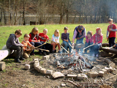 Hortkinder am Lagerfeuer in den NaturParkWelten Grit Lemnitzer
